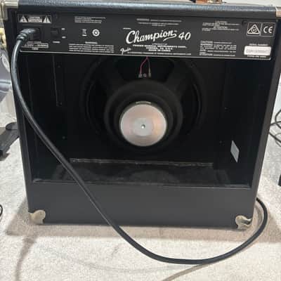 Fender Champion 40 2-Channel 40-Watt 1x12" Guitar Practice Amp 2013 - 2024 - Black image 3
