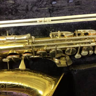 VINTAGE CONN SHOOTING STARS ALTO SAXOPHONE mid 76s - LACQUERED w/CASE image 7