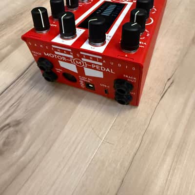 Gamechanger Audio Motor Pedal 2025 - Redline Red image 4