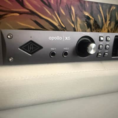 Universal Audio Apollo x6 Heritage Edition Thunderbolt 3 Audio Interface 2020 - Present - Gray image 3