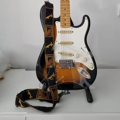 Upgraded Squier CV '50s Stratocaster 2018 - 2-Tone Sunburst image 5