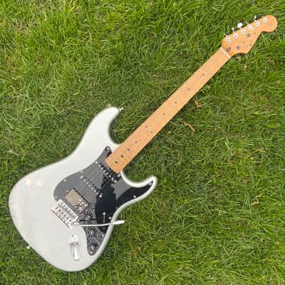 Fender Player Stratocaster - HSS - Billy Corgan Z-One - 2020 - Silver - Maple Fretboard - MIM image 1
