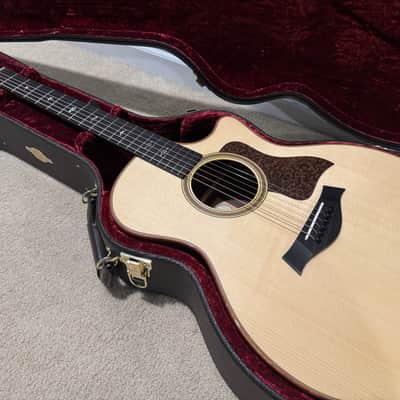 Taylor 714ce - Mint - Natural image 2