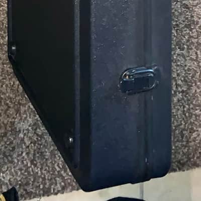 Schecter SGR-8V V-Shaped Guitar Hard Case 2010s - Black image 4
