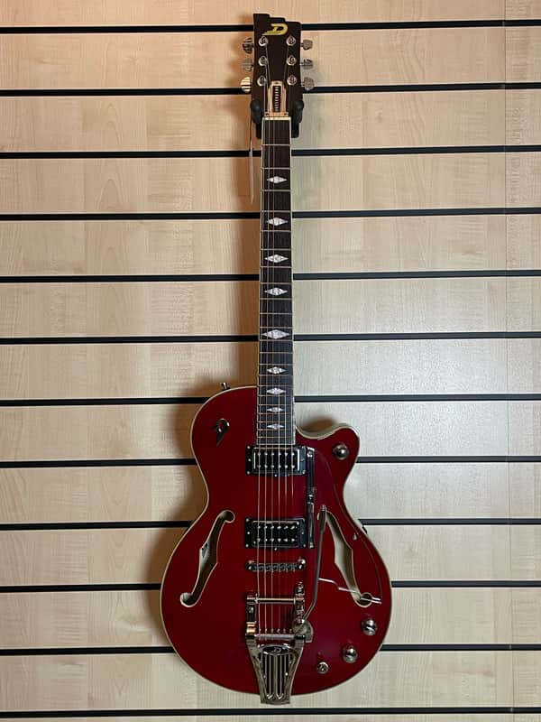Duesenberg Starplayer TV DLX Radiator Tremola CR Crimson Red Electric Guitar Case  B-Stock image 1