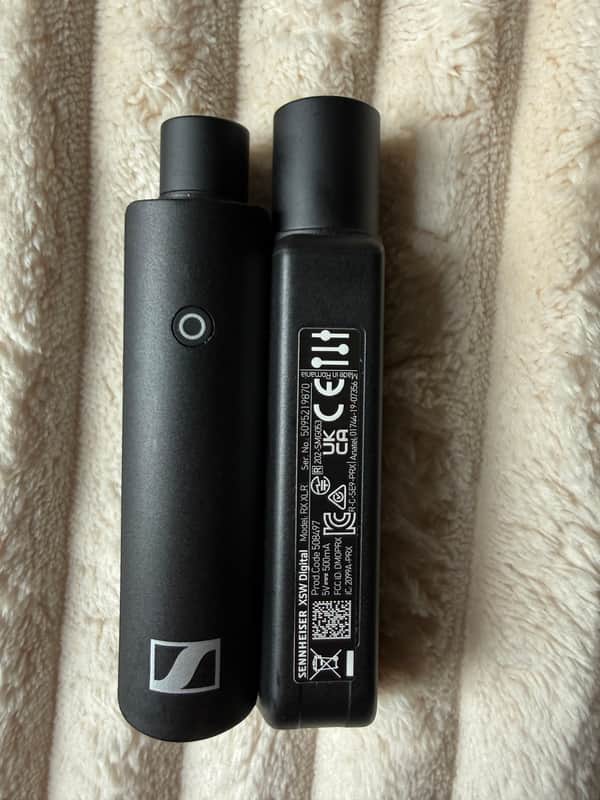 Sennheiser XSW-D XLR Base Set (Digital Band; 2.4 GHz) Digital Wireless System with XLR Transmitter and Receiver 2019 - Present - Black image 1