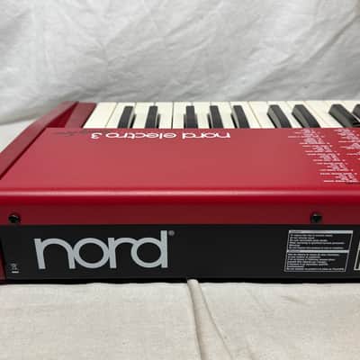 Clavia Nord Electro 3 Seventy Three 73-key Piano & Organ Synthesizer Keyboard with Pedal + Bag image 14