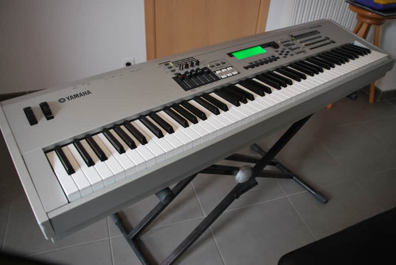 Yamaha MO8 88 Key Synthesizer image 1