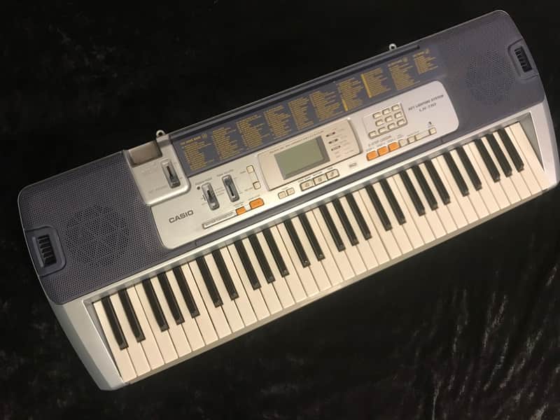 Casio LK-110 61-Key Key-Lighting Keyboard | Reverb