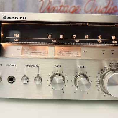 Vintage Sanyo 2033 AM/FM Stereo Receiver - Serviced + Cleaned image 6
