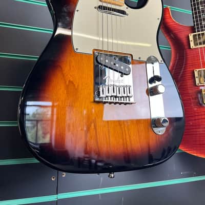 Fender American Standard Telecaster 2-Color Sunburst 2014 Electric Guitar image 4