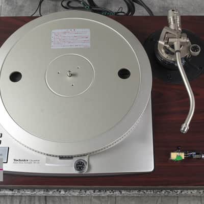 Technics SL-1025 Direct Drive Turntable w/EPA-A250 Tonearm in Very Good condition image 7
