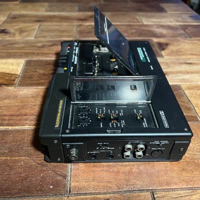 MARANTZ CP230 - Stereo portable cassette tape recorder image 2