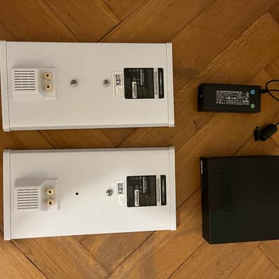 HyperSound HSS 3000 – hyper directional sound speaker set, with amp image 5