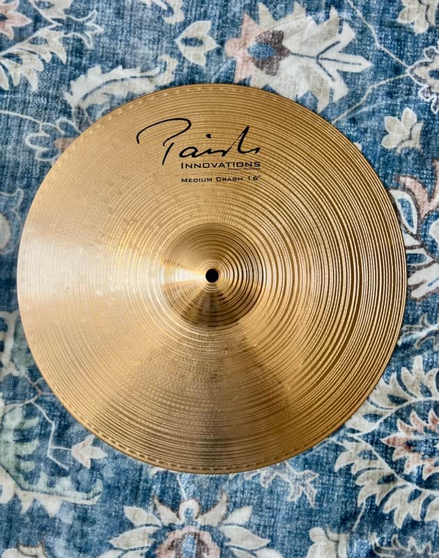 Paiste 16" Innovations Medium Crash Cymbal 2001 - 2005 - Traditional image 1