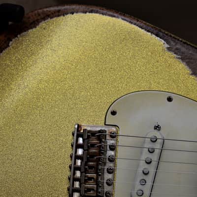 Fender Stratocaster Relic Gold Sparkle Nitro Texas Specials image 6