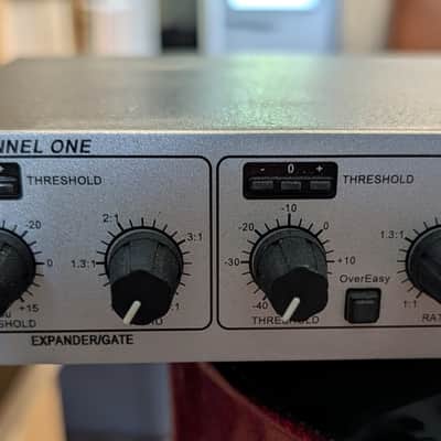 Immagine dbx 266XS Dual Compressor/Gate, 2 Channels, Super Dynamics, 1/4” TRS/XLR - 2