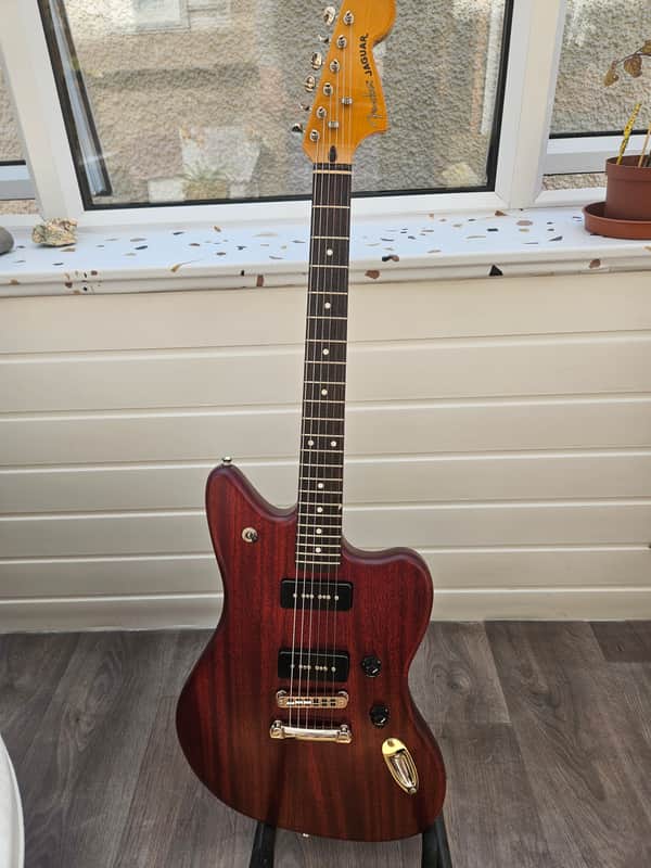 Fender Modern Player Jaguar 2012 - 2013 - Red Transparent image 1