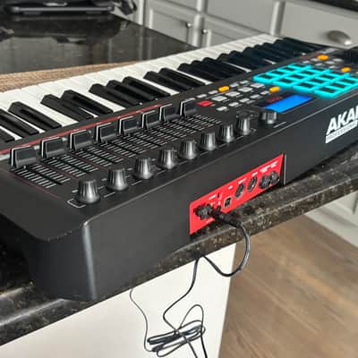 Akai MPK249 2014 - Present - Black image 8
