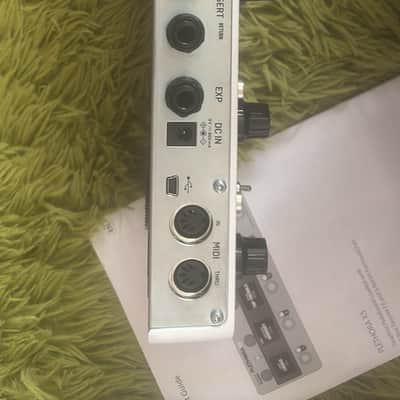 TC Electronic Plethora X5 TonePrint Multi-Effects Pedalboard 2020 - Present - White image 3