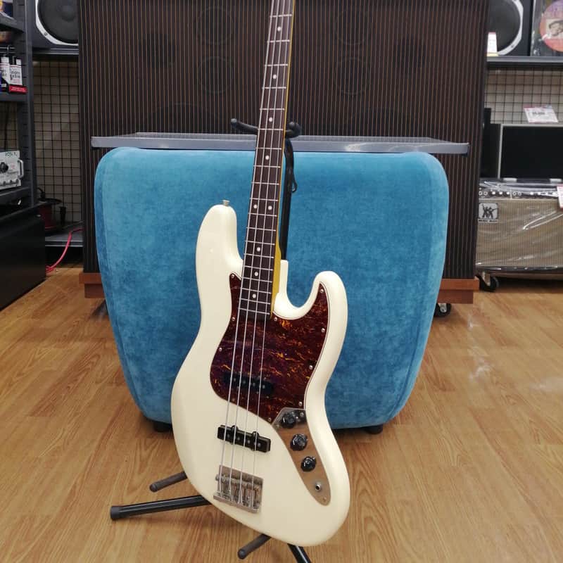 Squier CV Jazz Bass Classic