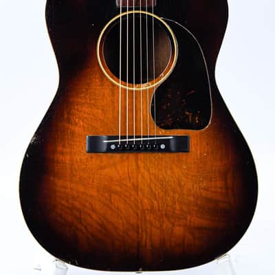 Gibson LG2 Banner Hogtop Sunburst 1944 image 5