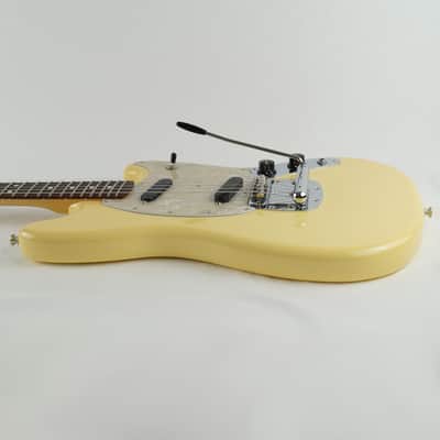 Fender American Performer Mustang - USA 2021 - Vintage White - Gigbag included image 4
