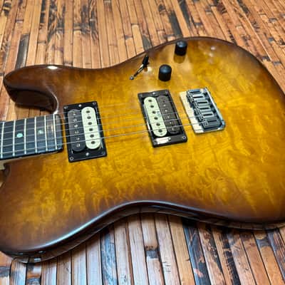 Fender American Deluxe Telecaster HH QMT 2004 - Quilted Maple Top, Sunburst - Arcane Brownbucker pickups image 2