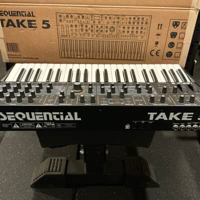Sequential Take 5 44-Key 5-Voice Compact Polyphonic Synthesizer 2021 - Present - Black image 2