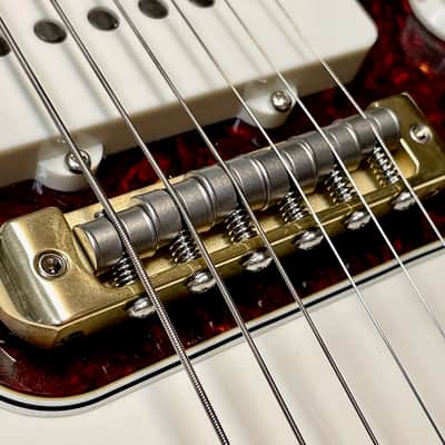 Bensonite Jazzmaster Bridge V2 - Brass - 12'' radius image 6