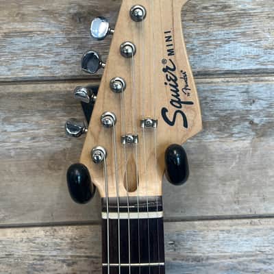 Squier Mini Stratocaster with Rosewood Fretboard 2011 - 2017 - Black image 3
