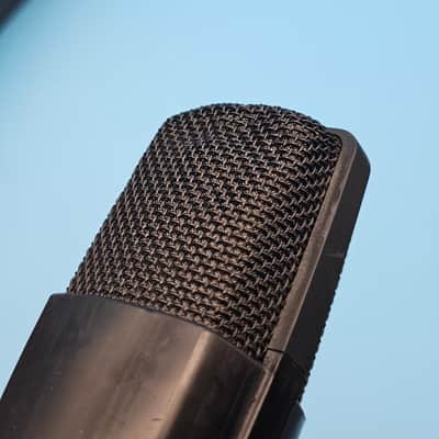 ☆Sennheiser MD 421 II Cardioid Dynamic Microphone w/ Mic Clip & Case image 11