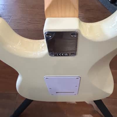 Fender Standard Stratocaster 2025 - Olympic White /7lbs. 9.6oz. #ICF24006389 image 7