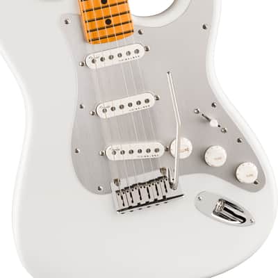 Fender American Ultra II Stratocaster Maple FB Avalanche with Case image 3