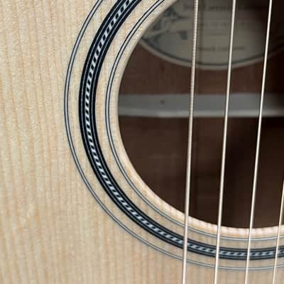 Larrivée OMV-40 with Mahogany, Sitka Spruce & L.R. Baggs Stagepro Element Pickup image 17