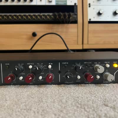 Rupert Neve Designs Shelford Channel 2017 - Present - Shelford Blue imagen 3