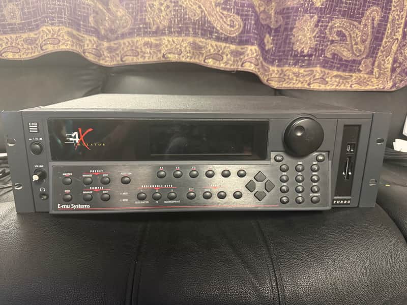 E-MU Systems E4X Turbo Rackmount 128-Voice Sampler Workstation 1996 - Black image 1