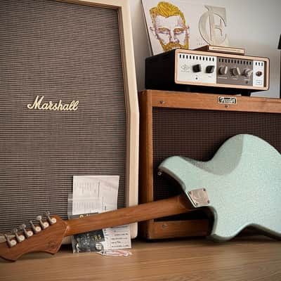 Novo Miris H2 Custom - Relic Ice Blue Metallic Sparkle  Sumpfesche Body, Ebenholz Griffbrett, Fralin PAFs, nur 3,15kg! ​​ 2025 - Ice Blue Metallic Sparkle Aged Relic image 20