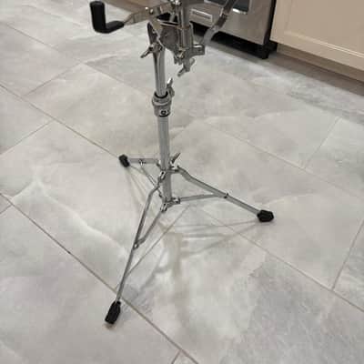 Yamaha Snare drum stand Model # SS-710 (MADE IN JAPAN) 1980's / 90's - chrome image 4
