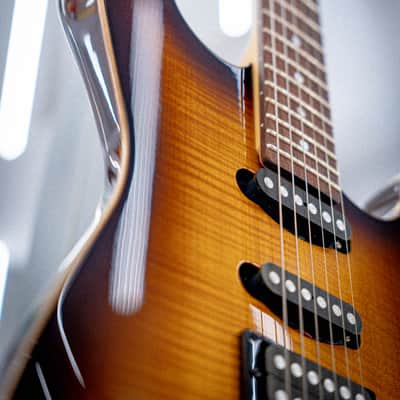 Schecter USA Custom CET Flame Maple image 4