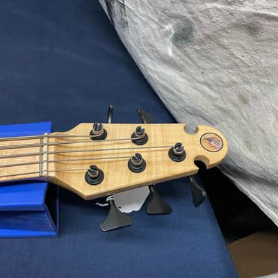 Skjold Wyvern David Dyson Signature Model #3 of 25 5-string Bass image 10