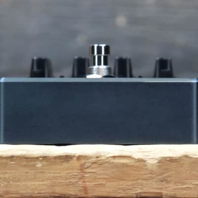 Darkglass Electronics Microtubes X7 Graphic EQ Bass Drive/Preamp Effect Pedal image 7