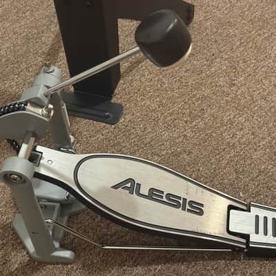 Alesis Kick Drum Pad & Pedal NEW w/Cable Nitro DM10 Electronic DMPad Bass imagen 3