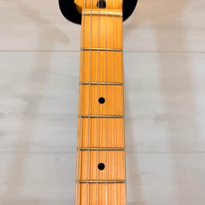 Fender Standard Stratocaster MIM Candy Apple Red Maple Neck 2005 Electric Guitar 2005 image 4