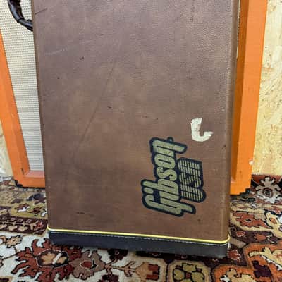 Vintage 1990s Gibson USA Made in Canada Thunderbird Bass Case Brown Pink Lining image 2