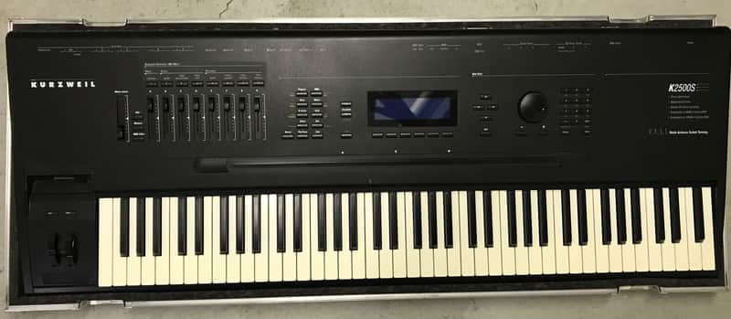Kurzweil K2500S around 1996 or 1997 - perfect image 1