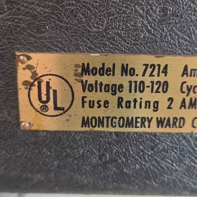 Airline 7214 Amp In Case Guitar Combo Amp Montgomery Ward 1960's image 4