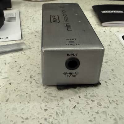MXR M239 Mini Iso-Brick Power Supply 2018 - Present - Silver image 8