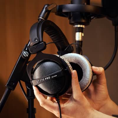 beyerdynamic DT 770 Pro 250 Ohm Studio Reference Headphones Closed Back Black image 5