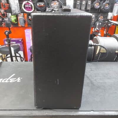 2014 Fender Mustang 1 (V.2) 20 Watt 120V 1x8" Modeling Guitar Combo Amplifier SN# CGPB14010701 image 6